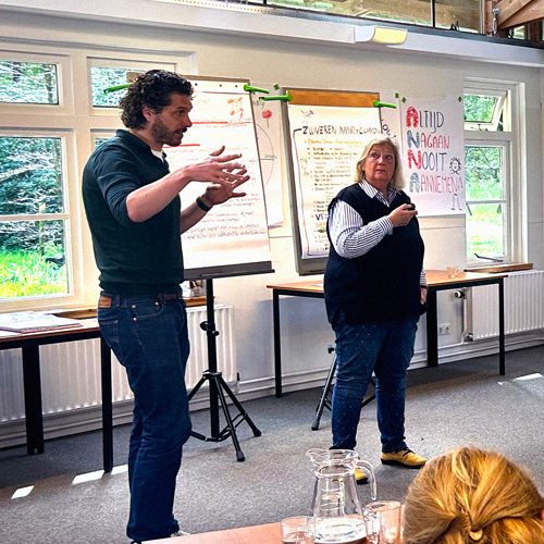 mediation-small-vert